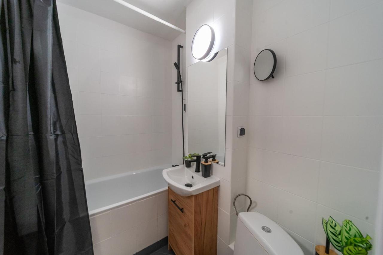 Metro Lux Home Apartment Varšava Exteriér fotografie