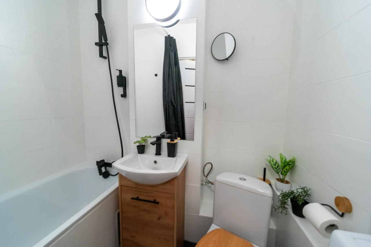 Metro Lux Home Apartment Varšava Exteriér fotografie